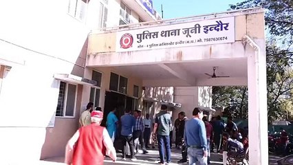 इंदौर में बीजेपी पार्षद के घर में घुसकर बेटे को नग्न करने वाले मामले में पुलिस ने 27 आरोपियों को किया चिन्हित , तो वही जीतू यादव को पद से निकालने को लेकर पार्षद ने संगठन को दिया धन्यवाद।