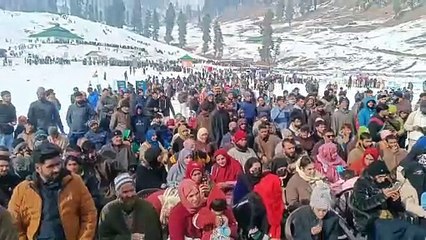شوپیان میں پہلی بار ونٹر فیسٹول کا انعقاد ، سیاحوں کی کافی تعداد نے شرکت کی ۔