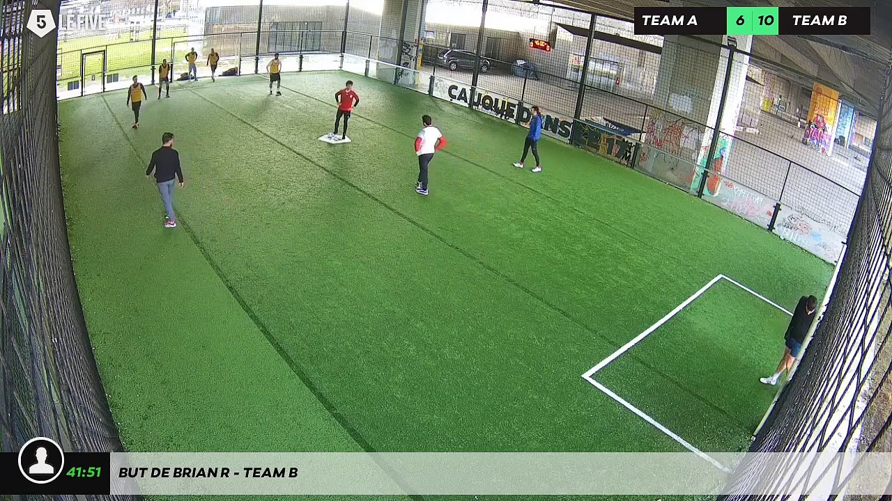 But de Brian R - Team B