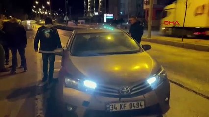 Göçmenlerin güzergalı haline gelen Amasya’da 2’si aracın bagajında 5 kaçak Afgan yakalandı