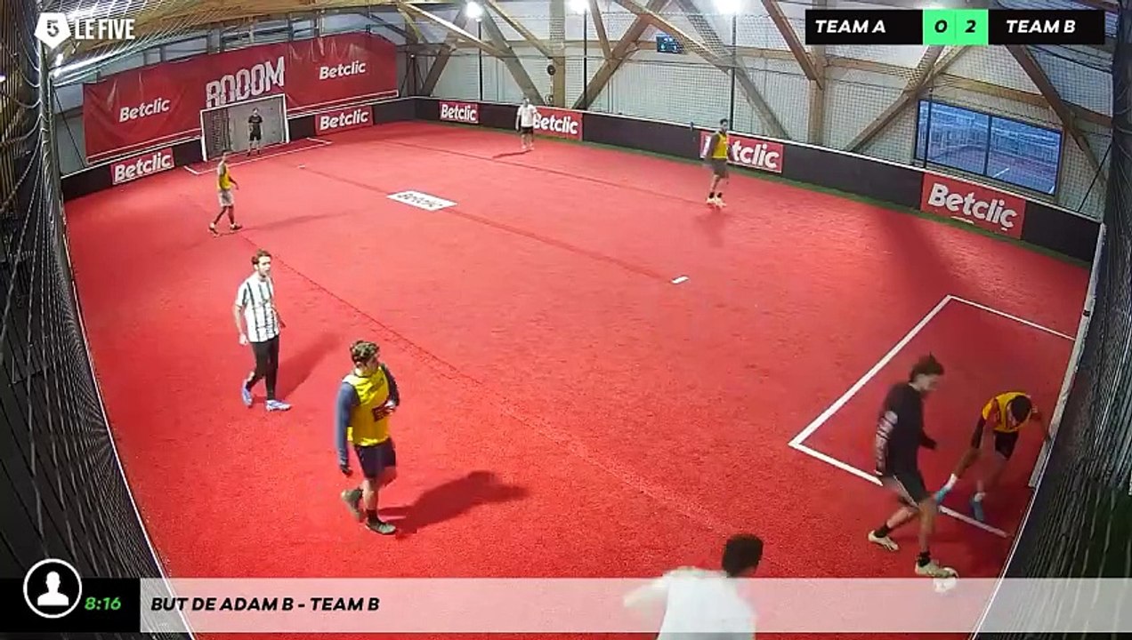 But de Adam B - Team B