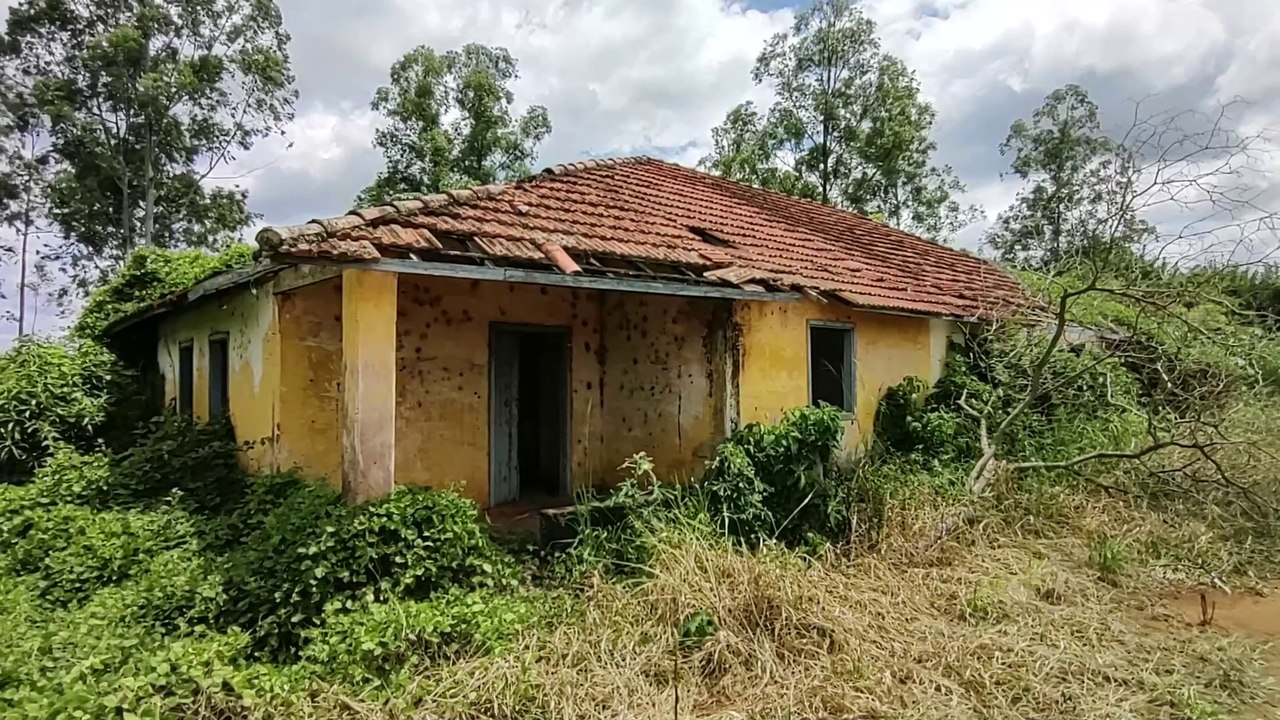 DUAS CASAS ABANDONADAS - FOI TERRÍVEL ENTRAR NA SEGUNDA CASA