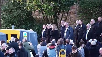 Le Pen, líder histórico de la ultraderecha francesa, enterrado bajo despliegue de seguridad