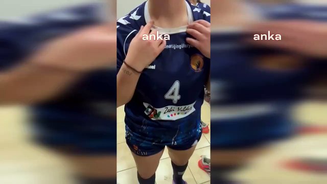 Erkek taraftarlar, Şanlıurfalı kadın sporcuları darbetti