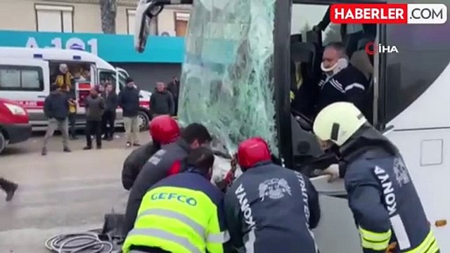 Konya'da Yoğun Sis ve Buzlanma Nedeniyle Zincirleme Kaza: 5 Yaralı