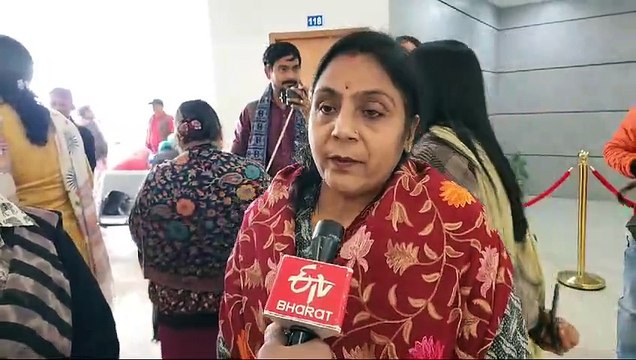 Dhanbad School Principal Makes Class X Girls Remove Shirts As Corporal Punishment; Parents Demand Action