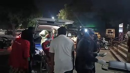 ગોંડલ નજીક બે વાહનો વચ્ચે અકસ્માત સર્જાતા 12 જેટલા વ્યક્તિઓને ઈજા પહોંચી