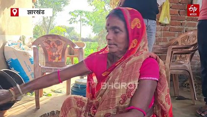लकड़ी की ताव पर बनता है परंपरागत मूढ़ी, बगैर सहयोग के ही मटरुखा गांव की महिलाएं हैं स्वावलंबी