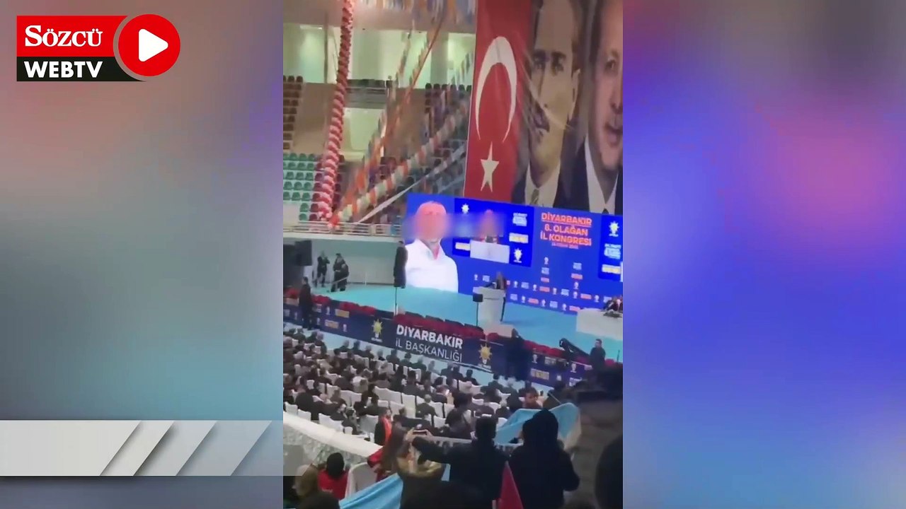 Erdoğan’ın Diyarbakır’daki konuşması sırasında vatandaşların salonu terk ettiği görüldü