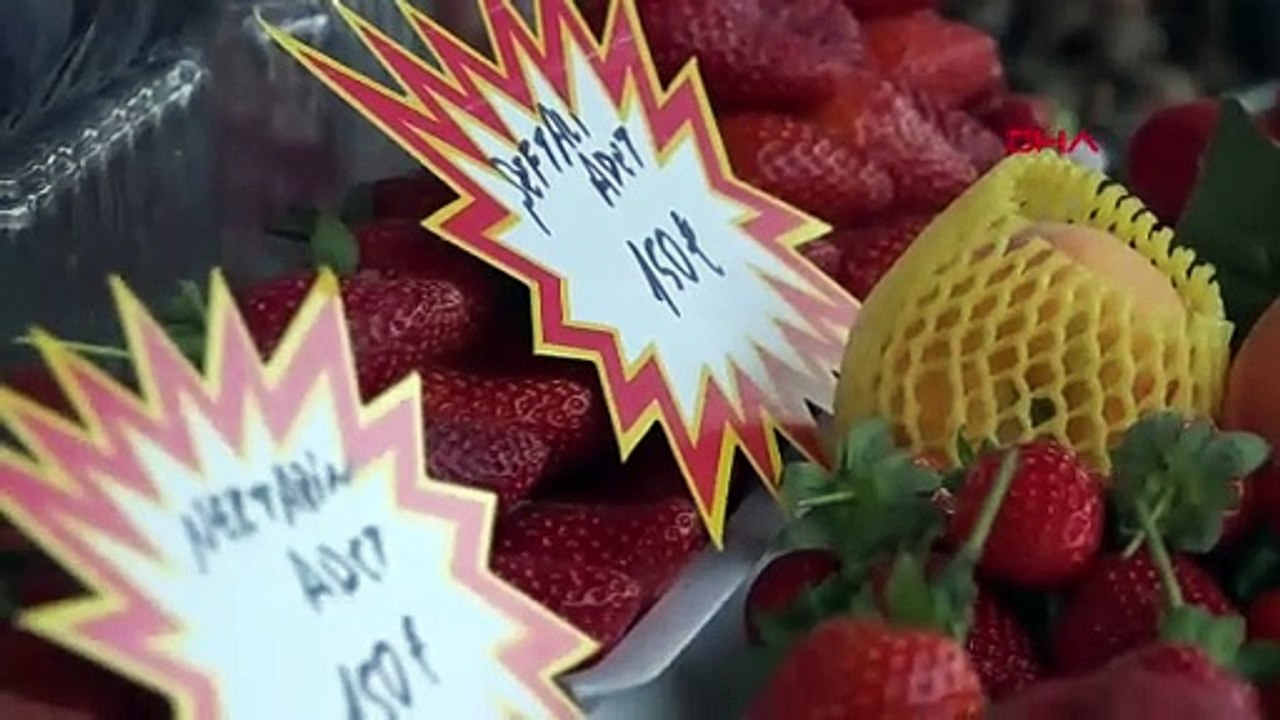 ANTALYA - Canı çekene, 'adet' satılıyor; nektarin, şeftali 150, erik 100 lira