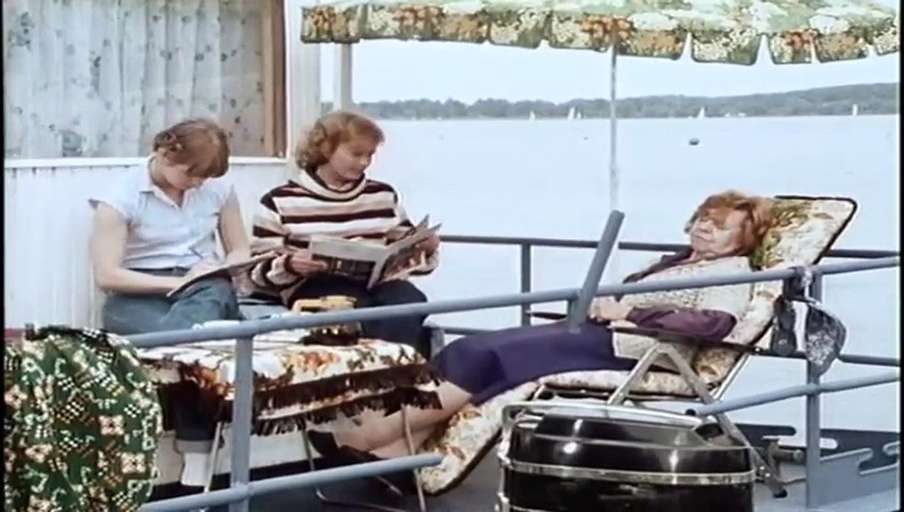 Drei Damen vom Grill S03E01-Aus Null mach Drei