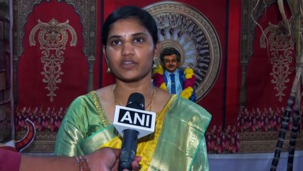 HN_ANI_MADURAI_RAJNIKANTH_FAN_FROM_14-44-44