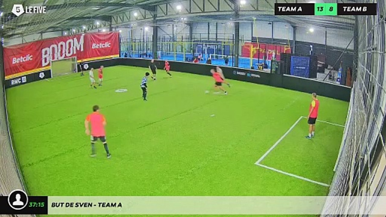 But de Sven - Team A