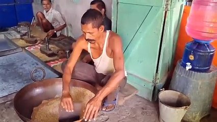 बोकारो में फैली गया के रमना के तिलकुट की सोंधी महक
