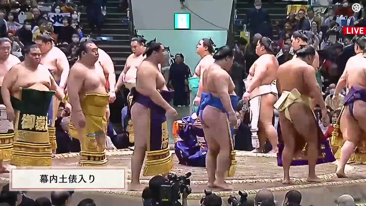 Hatsu 2025, Makuuchi - Day 1