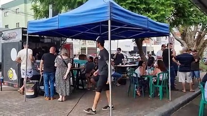 Feira do Teatro registra grande movimento neste domingo (12)