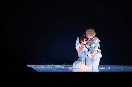 Haneia donne naissance en urgence et dévoile les prénoms de ses jumeaux