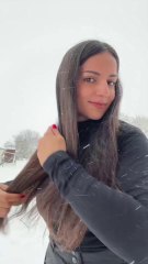 Se coiffer dans la neige