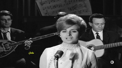 Πόρτα κλειστή τα χείλη σου - Βίκυ Μοσχολιού (Cine Video)