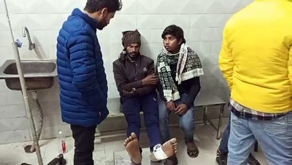 कासगंज: अचानक शट डाउन खोले जाने के चलते हाई टेंशन लाइन पर काम कर रहे 7 मजदूर झुलसे मजदूर झूम से