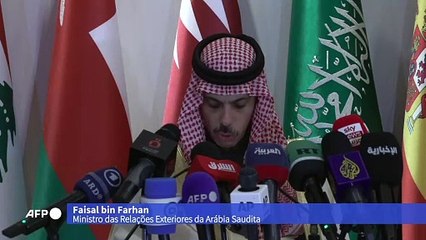 Arábia Saudita pede fim das sanções internacionais contra a Síria
