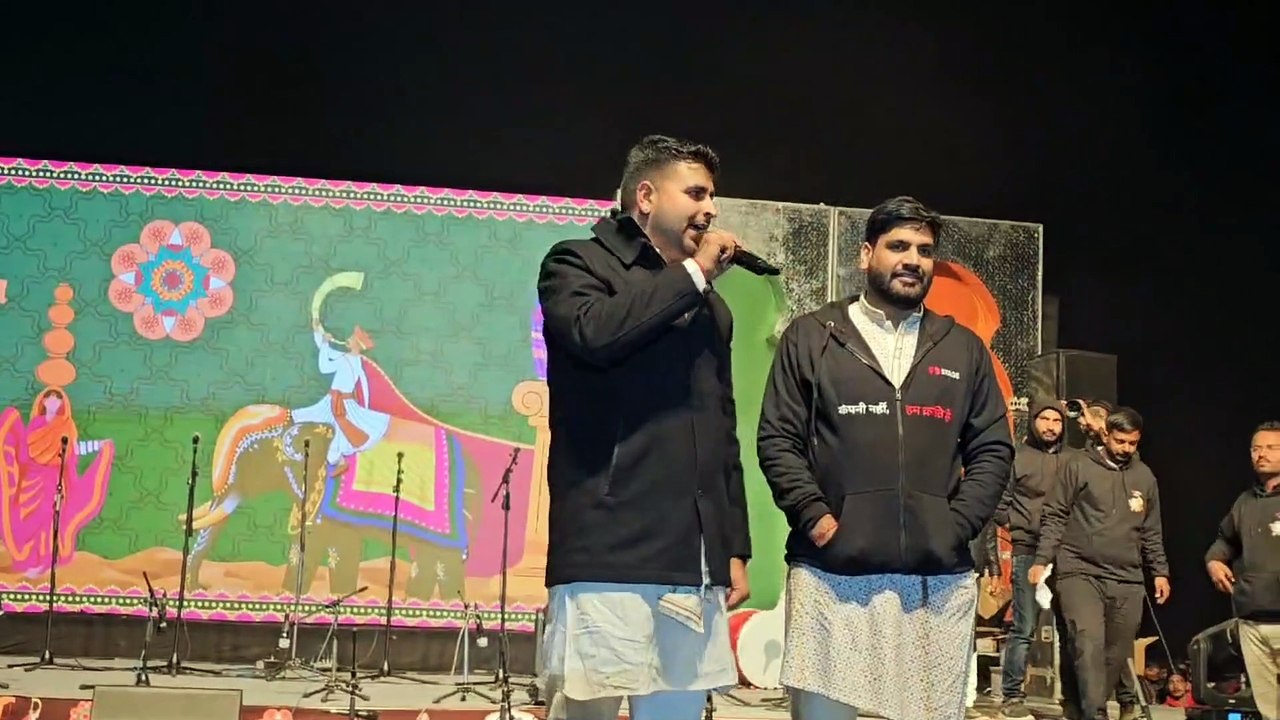 रविन्द्र सिंह भाटी के " रोहिड़ी म्यूजिक फेस्टिवल का हुआ आयोजन" लोक कलाकारों ने बांधा शम्मा , उमड़ी श्रोताओं की भीड़