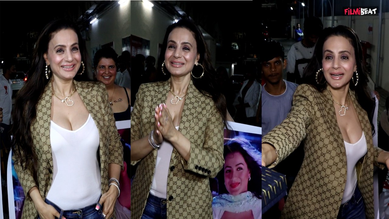 Ameesha Patel Celebrates 25 Years in Bollywood at 'Kaho Naa Pyaar Hai' Re-Release Screening, VIDEO