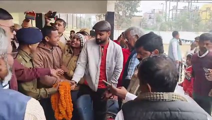 अंतरराष्ट्रीय क्रिकेटर आकाशदीप के पिता की स्मृति में क्रिकेट टूर्नामेंट का आयोजन,बोलें- संघर्ष जुनून अनुशासन से प्राप्त होगा लक्ष्य