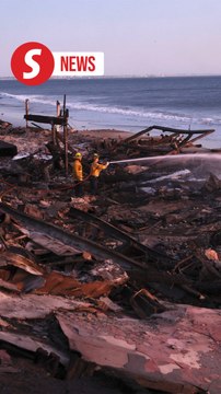 Fast-moving California fires force more residents to flee