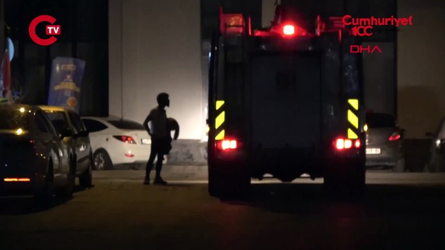 Antalya'da kuaför dükkanını yakmaya çalıştı! Kendisini kovalayanların başına sopayla vurup kaçtı