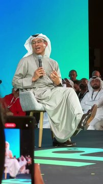 Mohamed Alabbar Issues Two Challenges At 1 Billion Followers Summit