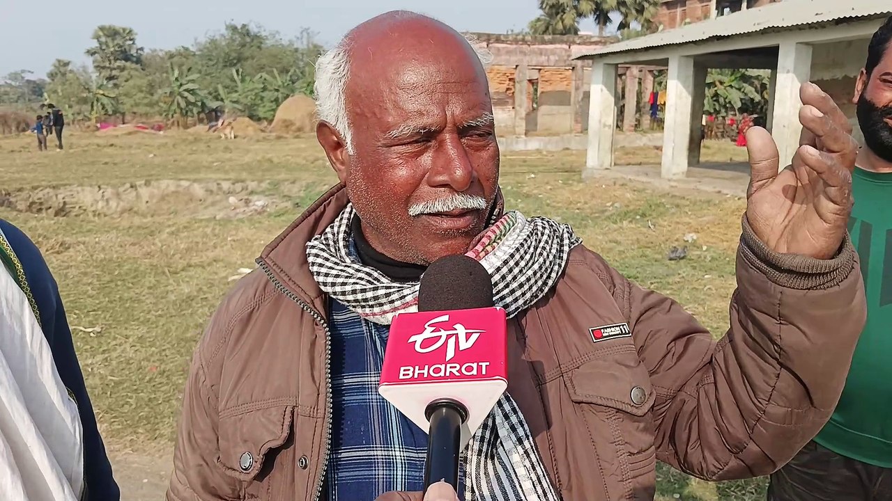 रेशम कीट के निर्माण को लेकर 1980 के दशक में मलवड़ी प्रशिक्षण केंद्र का कराया गया था निर्माण निर्माण के बाद खंडहर में तब्दील हुआ प्रशिक्षण केंद्र