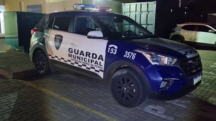 Indivíduo é preso pela GM após bater na ex-companheira na rua