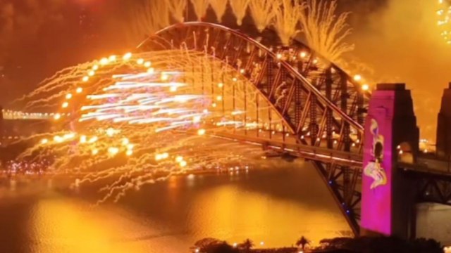 Awe-inducing view of the unforgettable New Year's Eve celebration in Sydney