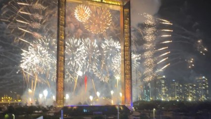 Dubai Frame becomes the centerpiece of a jaw-dropping New Year's fireworks show