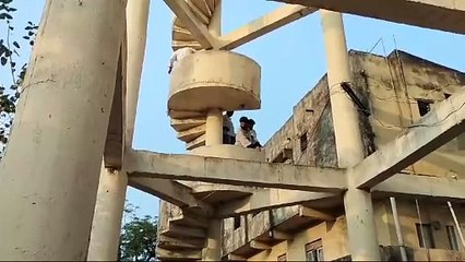 Walmik karad yanchyavar 302 dakhal kara