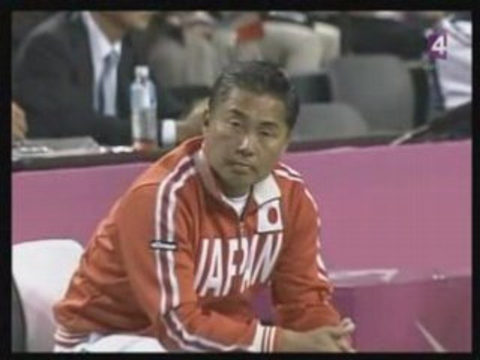 Fed.Cup.2008.Mauresmo.Vs.Sugiyama_chunk_2