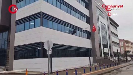Balıkesir'de dehşet: Doğurduğu bebeği tuvalete bıraktı