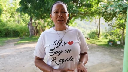 LA AYUDo CUANDO ELLA MAS LO NESECITABA Y NUNCA LO OLVIDo