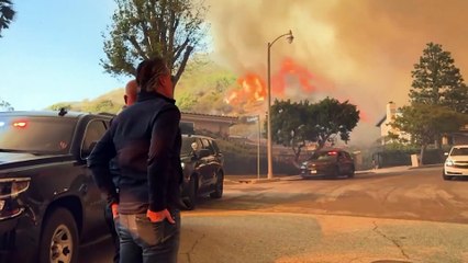 Incendio en Los Ángeles deja al menos 24 fallecidos