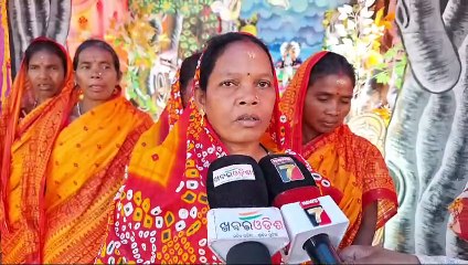 ପୌଷ ପୁର୍ଣିମାରେ ଆଦିବାସୀ ସମ୍ପ୍ରଦାୟର ଲୋକଙ୍କ ଦ୍ୱାରା ପ୍ରଭୁ ନୀଳମାଧବଙ୍କ ନିଆରା ପୂଜାର୍ଚ୍ଚନା।