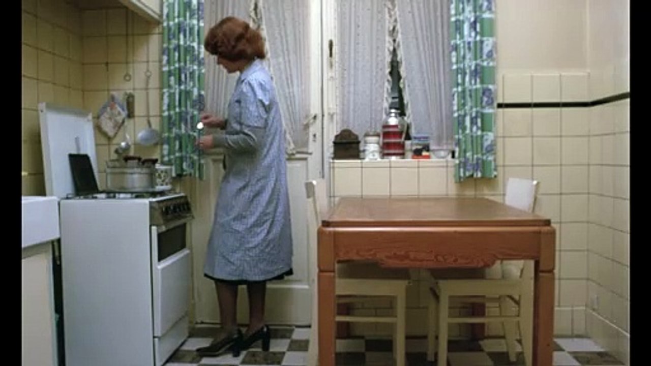 Jeanne Dielman, 23, quai du Commerce, 1080 Bruxelles - Official 50th Anniversary UK Trailer
