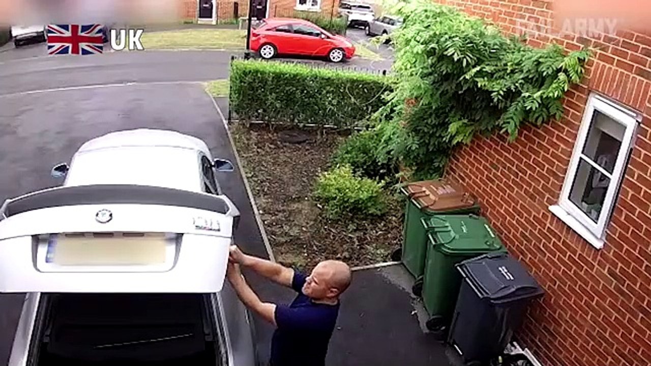 UsA_vs_uk-funniest-funny-voids