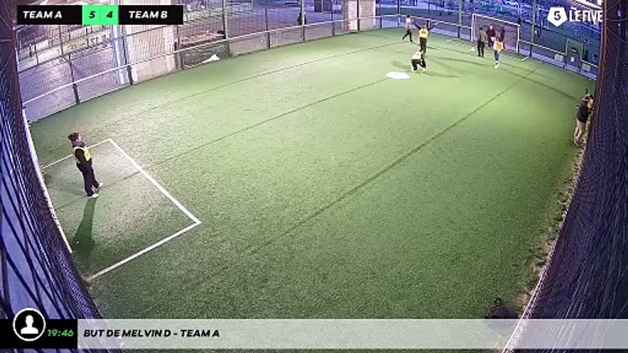 But de Melvin D - Team A