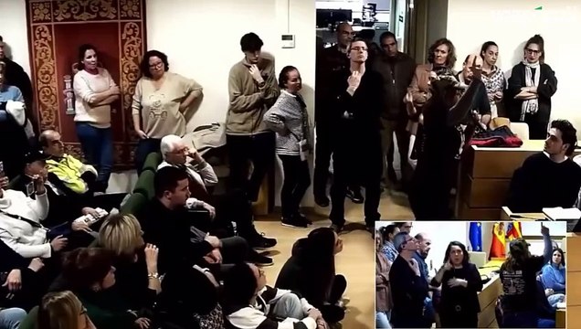 Multas de 200€ por ayudar en la DANA: agricultores de Paiporta estallan contra el alcalde socialista