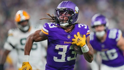 Aaron Jones' Injury Could Play Impact in Vikings vs. Rams Game