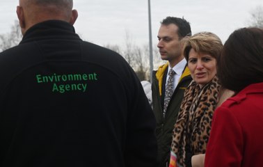 Flood minister visits Platt Bridge