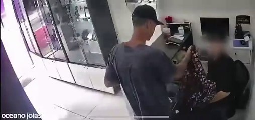 Assaltante é rendido por lutador de jiu-jitsu