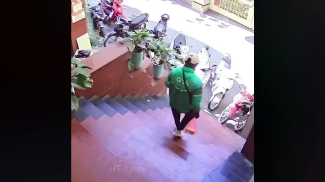 TRY NOT TO LAUGH 🤣🤣 Best Funny Videos compilation - Fails & Hilarious Moments p1