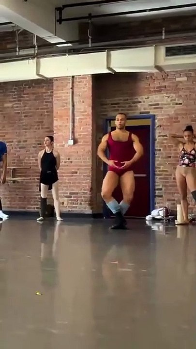 Ce danseur classique est juste génial